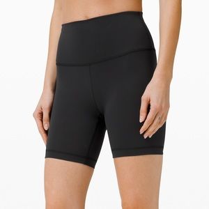 LULULEMON WUNDER TRAIN SHORTS